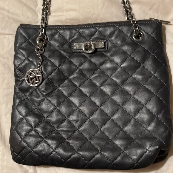 DKNY charcoal grey leather shoulder bag & wallet - Picture 2 of 10